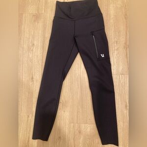 Vuori Evolve Zipped Legging